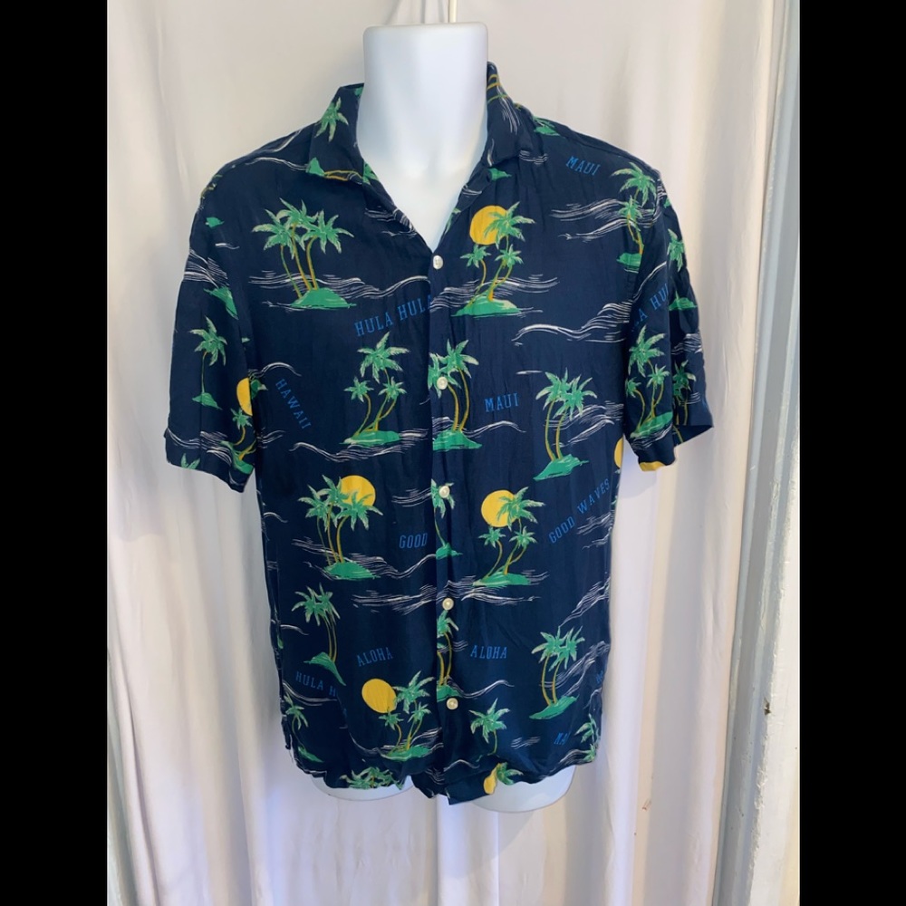 H&M Men's Hawaii Shirt Size S
